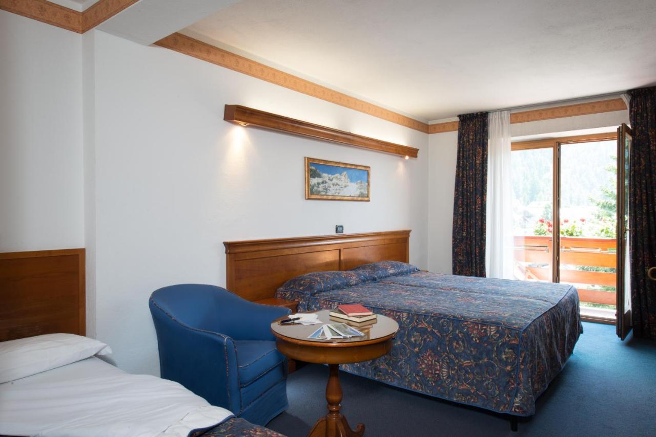 Hotel Tourist Valtournenche Exterior photo